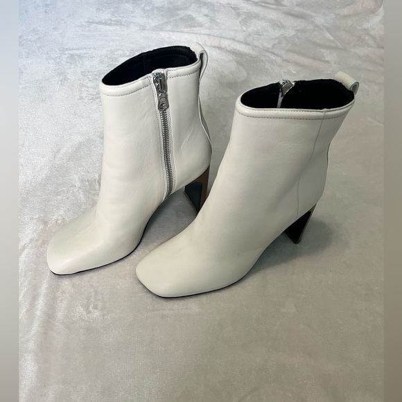 NIB: RAG & BONE Leather Ellis Boot/Booties in Ivory White, Size 6.5 (36.5 EU) - Picture 5 of 15